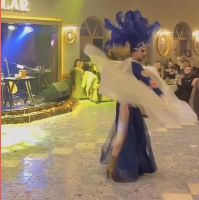 Ereğli’de Kadınlar Matinesinde Sahne Alan Erkek Dansçı Tartışma Yarattı